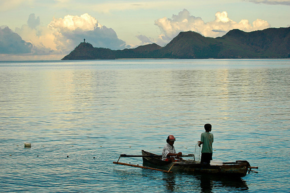 Morning fishing, Dili